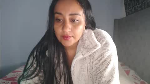 Lunhaa   online show from 09/13/25, 10:26