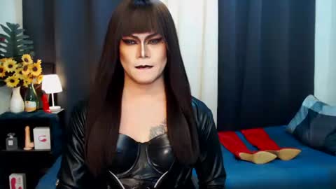 QueenMarina online show from 10/03/25, 10:12