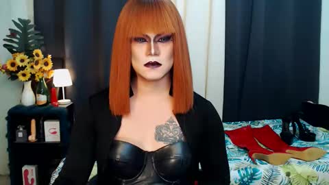 QueenMarina online show from 10/17/25, 09:23