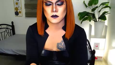 QueenMarina online show from 05/13/26, 09:33