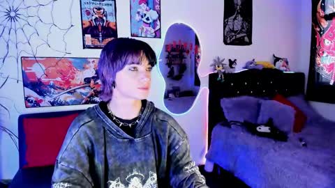 Snapshot of xzerox_ chatting on 03/17/26, 09:18 xzerox_ online show from 03/17/26, 09:18