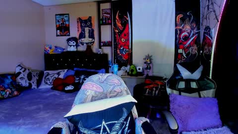 Snapshot of xzerox_ chatting on 03/30/26, 10:55 xzerox_ online show from 03/30/26, 10:55