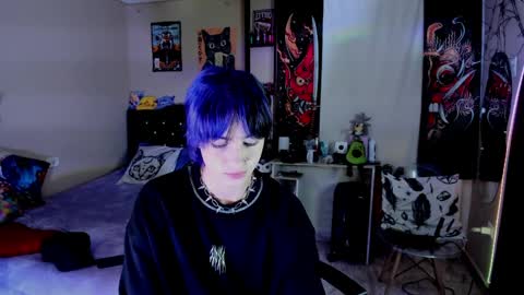 Snapshot of xzerox_ chatting on 04/08/26, 11:37 xzerox_ online show from 04/08/26, 11:37