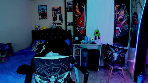 Snapshot of xzerox_ chatting on 04/28/26, 10:15 xzerox_ online show from 04/28/26, 10:15