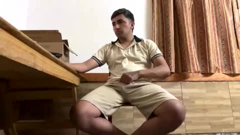 Snapshot of y0ungwithbrowndick chatting on 03/03/26, 06:41 BROWN DICK online show from 03/03/26, 06:41