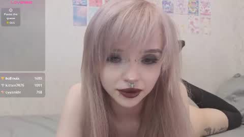 Snapshot of y0urchemicalromance chatting on 07/24/26, 03:59 y0urchemicalromance online show from 07/24/26, 03:59