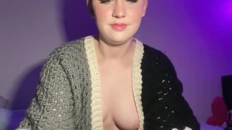 Snapshot of y0uvebeenjinxed chatting on 11/03/25, 10:05 Jinx online show from 11/03/25, 10:05