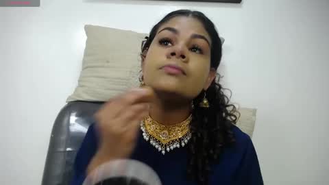 Snapshot of yaazhini457034 chatting on 04/23/26, 11:42 yazhini online show from 04/23/26, 11:42