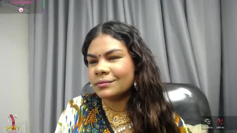 Snapshot of yaazhini457034 chatting on 05/06/26, 11:48 yazhini online show from 05/06/26, 11:48