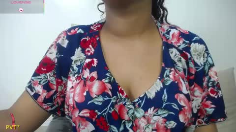 Snapshot of yaazhini457034 chatting on 05/21/26, 11:50 yazhini online show from 05/21/26, 11:50