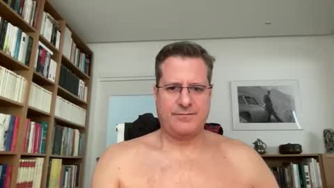 Snapshot of yachtcaptain7 chatting on 10/30/25, 08:27 yachtcaptain7 online show from 10/30/25, 08:27