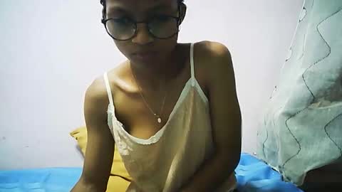 Snapshot of yalane chatting on 01/15/26, 06:22 yalane online show from 01/15/26, 06:22