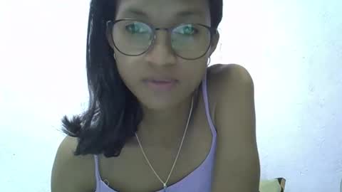 Snapshot of yalane chatting on 02/22/26, 05:44 yalane online show from 02/22/26, 05:44