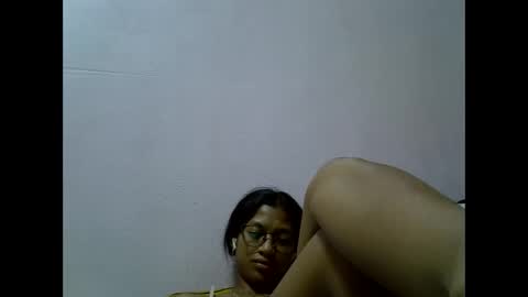 Snapshot of yalane chatting on 02/24/26, 06:39 yalane online show from 02/24/26, 06:39