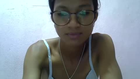 Snapshot of yalane chatting on 02/27/26, 07:30 yalane online show from 02/27/26, 07:30