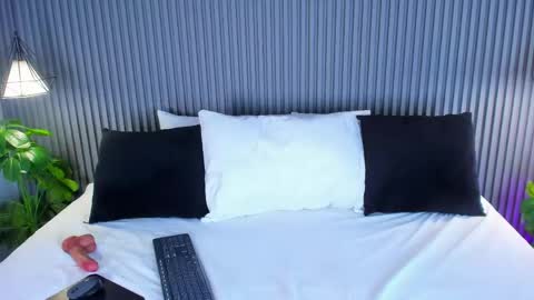 Snapshot of yalezka_ chatting on 05/09/26, 05:34 Yalezka online show from 05/09/26, 05:34