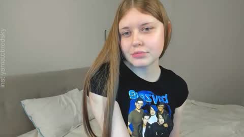 Snapshot of yamatobrodsky1 chatting on 10/31/25, 09:16 yamatobrodsky1 online show from 10/31/25, 09:16