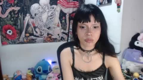 Snapshot of yami_star chatting on 05/27/26, 11:24 yami online show from 05/27/26, 11:24