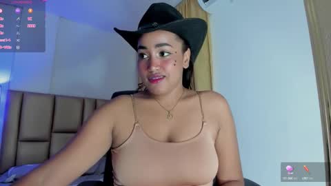 Naomi online show from 10/07/25, 08:17