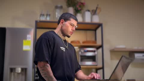 yamp sambrano online show from 07/31/26, 03:17