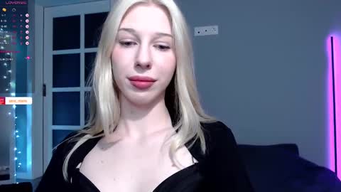 Yana  online show from 12/03/24, 11:13