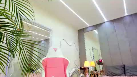 Yana  online show from 06/11/26, 06:44