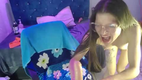 Snapshot of yandal__iris chatting on 03/06/26, 05:42 Yandal online show from 03/06/26, 05:42