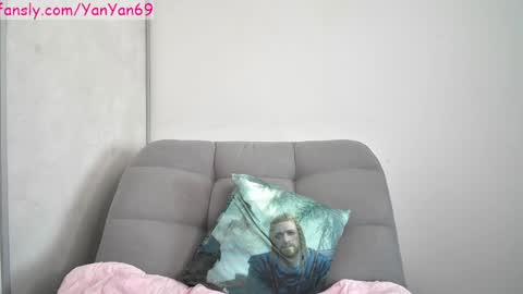 Snapshot of yandere69 chatting on 10/03/25, 12:24 Sam online show from 10/03/25, 12:24