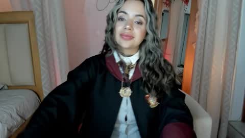 YANDRA CELIS online show from 11/02/25, 01:52