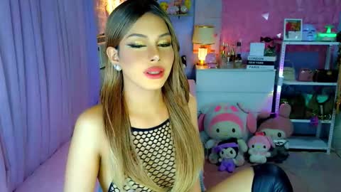 Snapshot of yang_audreylone chatting on 02/07/26, 09:29 YANG AUDREY LONE online show from 02/07/26, 09:29