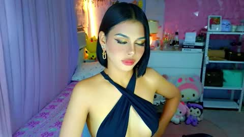 Snapshot of yang_audreylone chatting on 02/16/26, 12:51 YANG AUDREY LONE online show from 02/16/26, 12:51