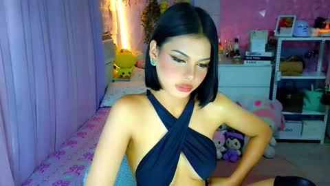 Snapshot of yang_audreylone chatting on 02/23/26, 10:07 YANG AUDREY LONE online show from 02/23/26, 10:07
