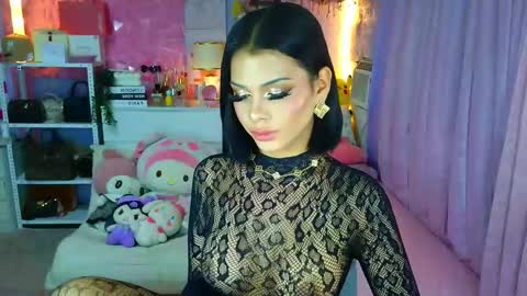 Snapshot of yang_audreylone chatting on 03/20/26, 01:32 YANG AUDREY LONE online show from 03/20/26, 01:32
