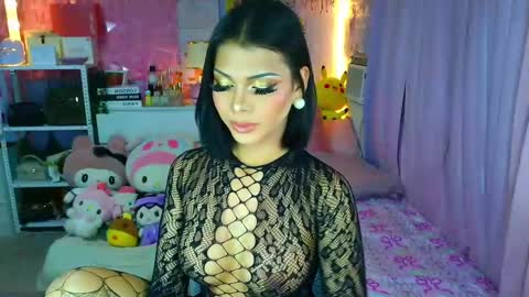 Snapshot of yang_audreylone chatting on 03/27/26, 01:55 YANG AUDREY LONE online show from 03/27/26, 01:55