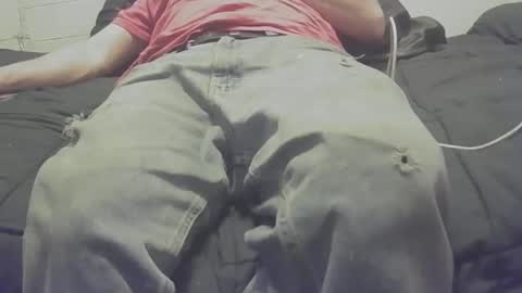 Snapshot of yangolox3 chatting on 10/15/25, 04:29 yangolox3 online show from 10/15/25, 04:29