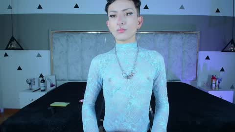 Snapshot of yangshy chatting on 04/06/26, 11:33 YANG online show from 04/06/26, 11:33