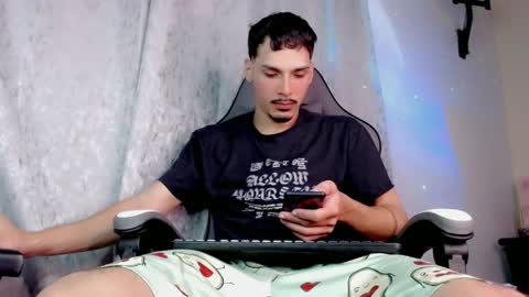 Snapshot of yankees_xxx chatting on 05/31/26, 08:32 yankees online show from 05/31/26, 08:32