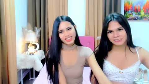 Snapshot of yanna_faulkerson chatting on 10/30/25, 10:16 Yanna online show from 10/30/25, 10:16