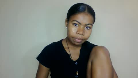 Snapshot of yannick_01 chatting on 06/08/26, 12:05 yannick_01 online show from 06/08/26, 12:05
