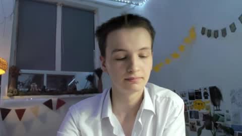 Snapshot of yaposha chatting on 12/13/24, 12:28 yaposha online show from 12/13/24, 12:28