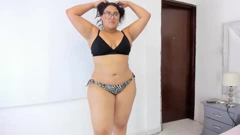 Snapshot of yaragarcia chatting on 03/13/26, 03:46 Yara online show from 03/13/26, 03:46