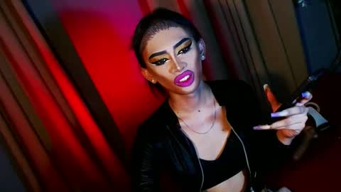 miss yasii online show from 01/06/25, 01:30