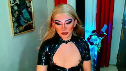 miss yasii online show from 10/22/25, 04:40