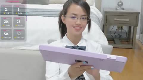 Yasmien Atos online show from 07/09/26, 01:37