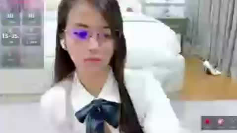 Yasmien Atos online show from 07/13/26, 06:38