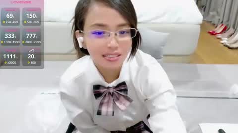 Yasmien Atos online show from 07/28/26, 03:32