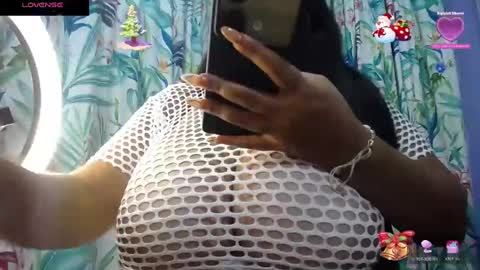 Yasmin online show from 01/02/25, 10:22