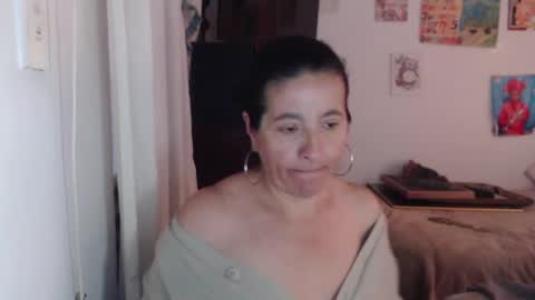 yasmin_love85 online show from 10/01/25, 03:07