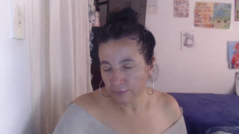 yasmin_love85 online show from 04/28/26, 03:17