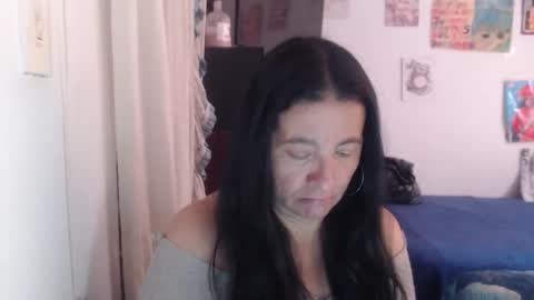 yasmin_love85 online show from 05/20/26, 02:12